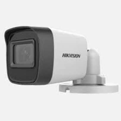 Hikvision coloured camera 1080p image 2