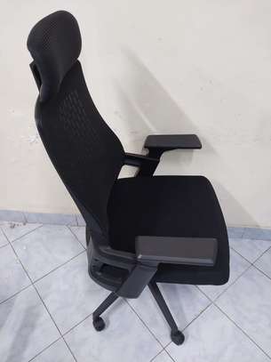 Lama orthopedi executive office chair image 9