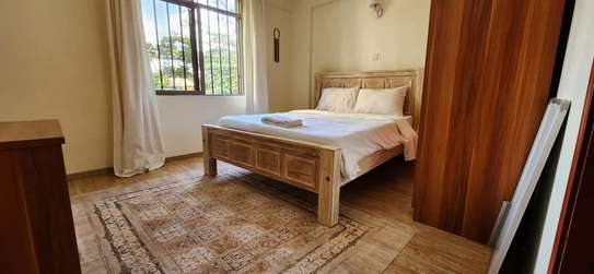 Fully Furnished and Serviced 3 Bedroom Apartment In kilimani image 9