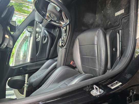 MERCEDES-BENZ E200 image 12