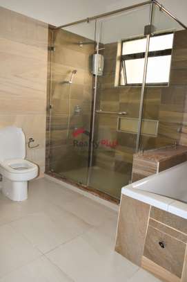 3 Bed Apartment with En Suite in Westlands Area image 17
