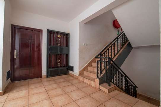 3 Bed Apartment with En Suite in Athi River image 4