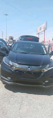 Honda Vazel black color 2017 model fully loaded image 2