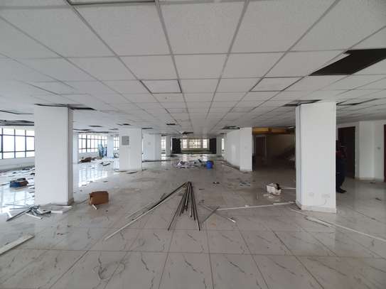 5,250 ft² Office with Backup Generator in Westlands Area image 14