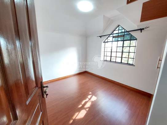 4 Bedroom Duplex Apartment For Rent In Fourways, Kiambu Road image 8