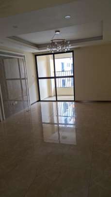 2 Bed Apartment with En Suite at Kindaruma Road image 9