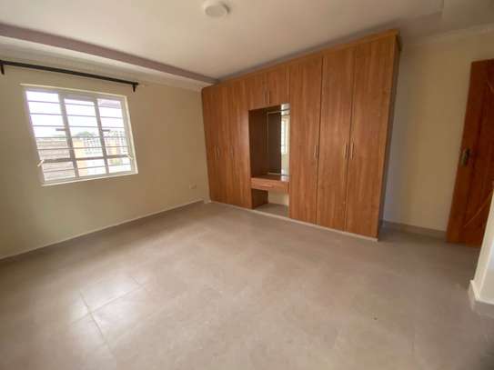 3 Bed House with En Suite in Kitengela image 10