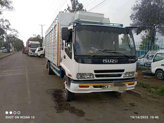 Isuzu FRR lorry image 1