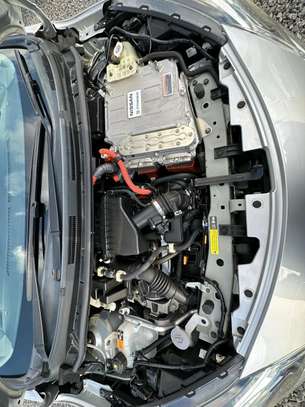 NISSAN NOTE E-POWER MEDALIST image 5