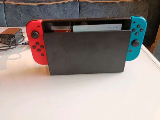 Nintendo Switch image 2