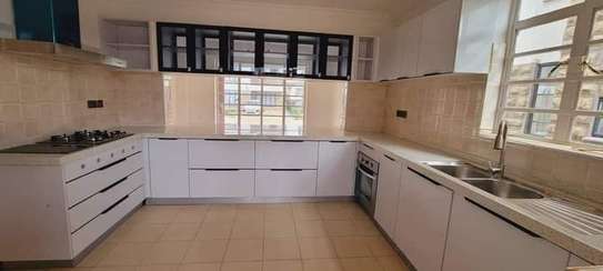 4 Bedroom Townhouse with Dsq for rent in Ruiru image 15