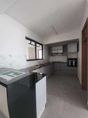 3 Bed Apartment with En Suite in Westlands Area image 21