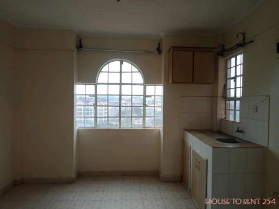 ONE BEDROOM OPEN KITCHEN TO LET FOR 12K image 5