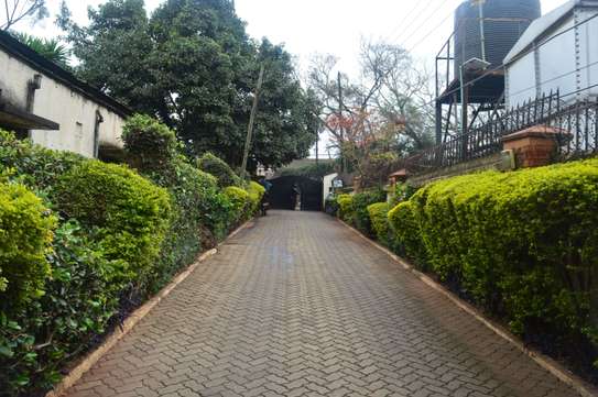 4 Bed Townhouse with En Suite at Gitanga Road image 1