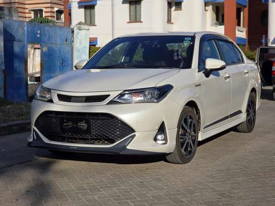 Toyota Axio WxB White hybrid 2018 image 2
