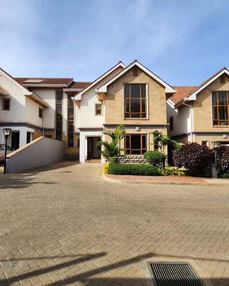 5 Bed Townhouse with En Suite at Lavington image 10