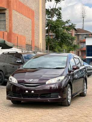 Toyota wish purple 2016 2wd image 1