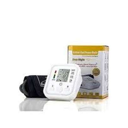 Automatic Digital Blood Pressure Monitor Upper Arm LCD image 2