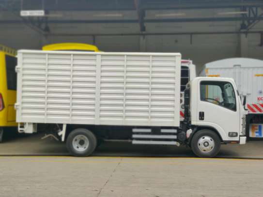 New Isuzu Nmr at 95% Financing image 4