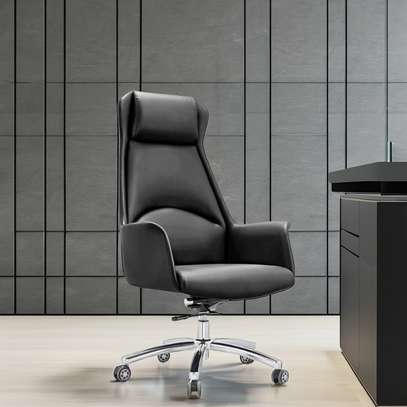 Office Chair; High Back Leather Executive Chair image 1