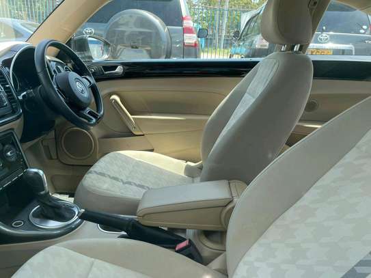 Volkswagen beetle 2018 image 2