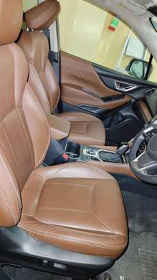Subaru Forester SK9 black 2018 4wd image 5