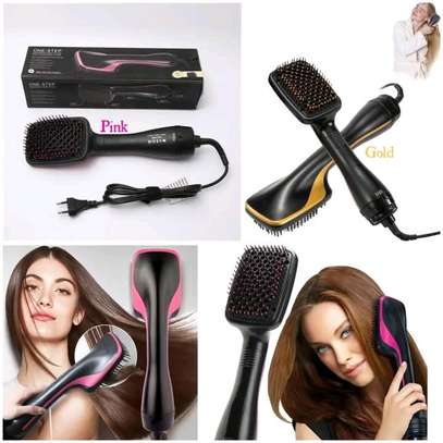 3-in-1 Hair Straightener Brush image 1