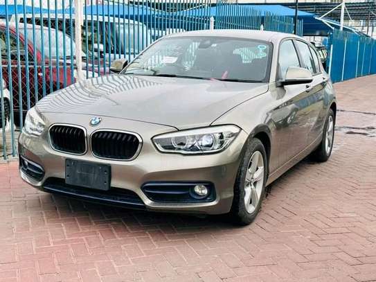 BMW 118i 2016 image 1