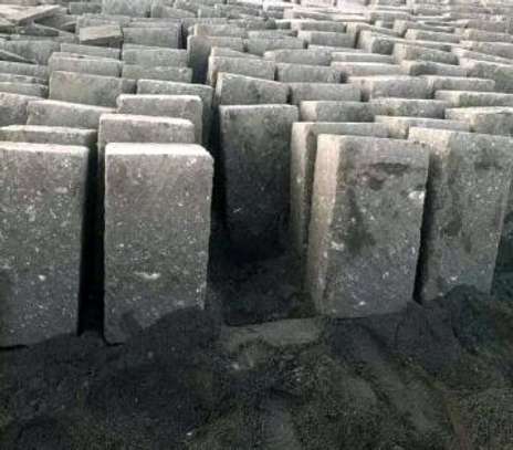 Machine cut/ Hand cut stones Ballast & Hardcores image 12