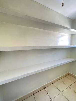 3 Bed Apartment with En Suite in Kilimani image 4