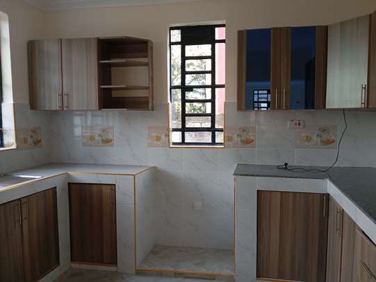 5 Bed House with En Suite at Rimpa image 6