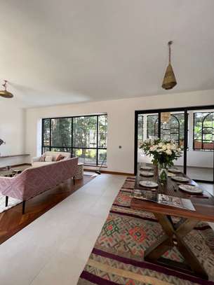 4 Bed Villa with En Suite in Lavington image 6