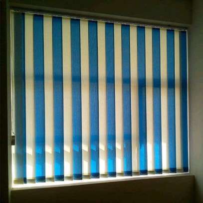 BEAUTIFUL OFFICE Blinds image 1