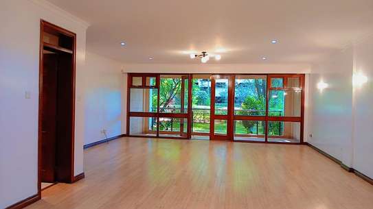 3 Bed Apartment with En Suite in Riverside image 23