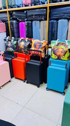 Luxury Traveling Suitcase image 3