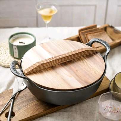 *Pre-seasoned Pure Cast Iron Flat Bottom Wok with Wooden Lid image 2