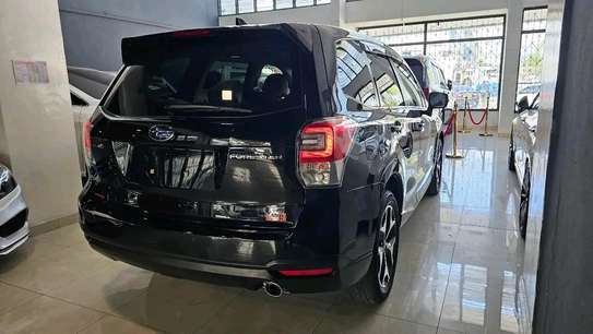 Subaru Forester non turbo black 2018 image 13