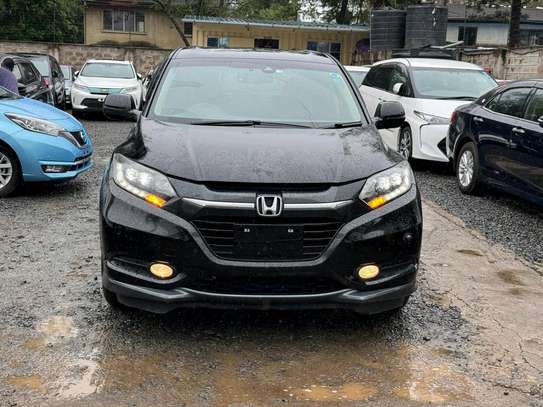 Honda Vazel black color 2017 model fully loaded image 7