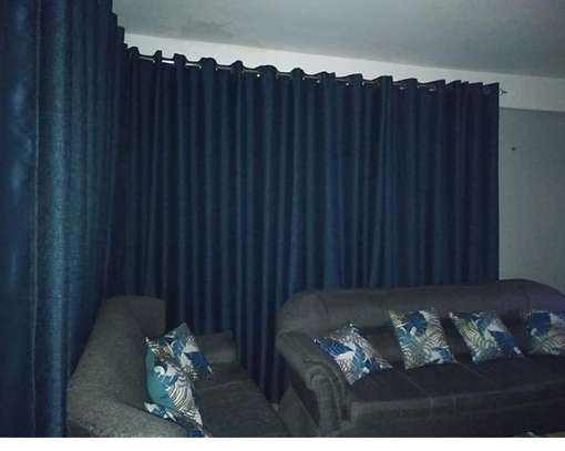 CURTAINS AND SHEERS image 4