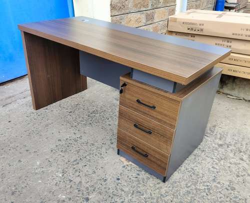Office Desk: 140CM Brown Corporate Office Desk image 4