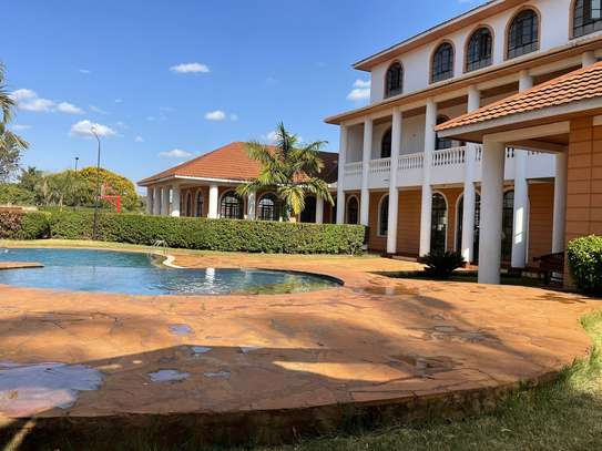 4 Bed Villa with En Suite in Kiambu Road image 3