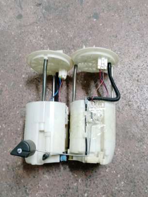 Mitsubishi outlander fuel pump available image 2