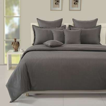 King-size  luxury satin cotton bedsheets image 6