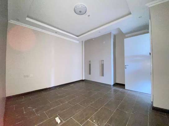 3 Bed Apartment with En Suite in Kilimani image 12