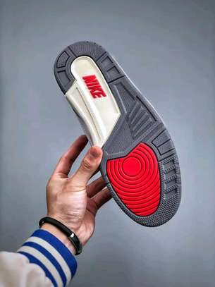 Air Jordan 3 
Size 
40-45 image 2