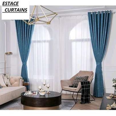 :PLAIN BLUE AND PRINTED CURTAINS image 8