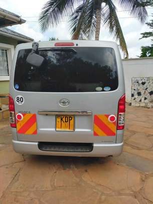 TOYOTA HIACE 7L,AUTO DIESEL image 2
