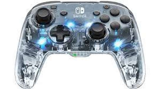 Nintendo Switch Pro Controller image 2