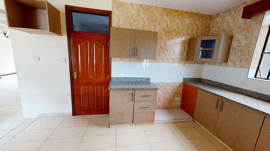 4 bedroom house for rent in Runda image 12