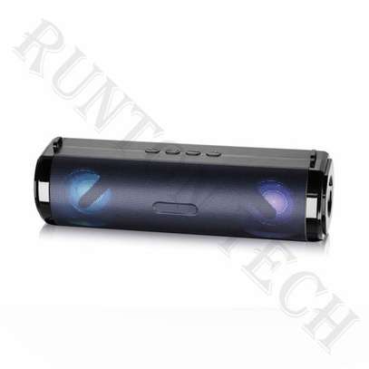 Model R9 bluetooth speaker image 1